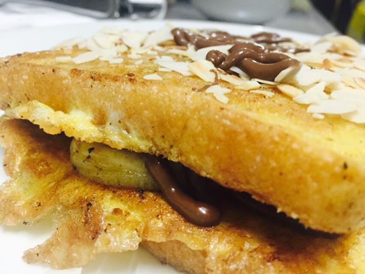 French toast with fried banana, Nutella & toasted almonds