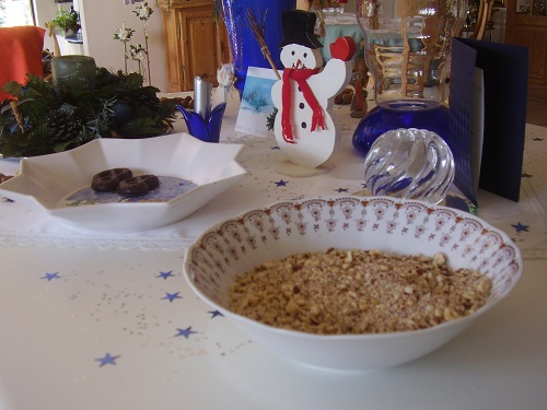 OLYMPUS DIGITAL CAMERA NUssecken Christmas