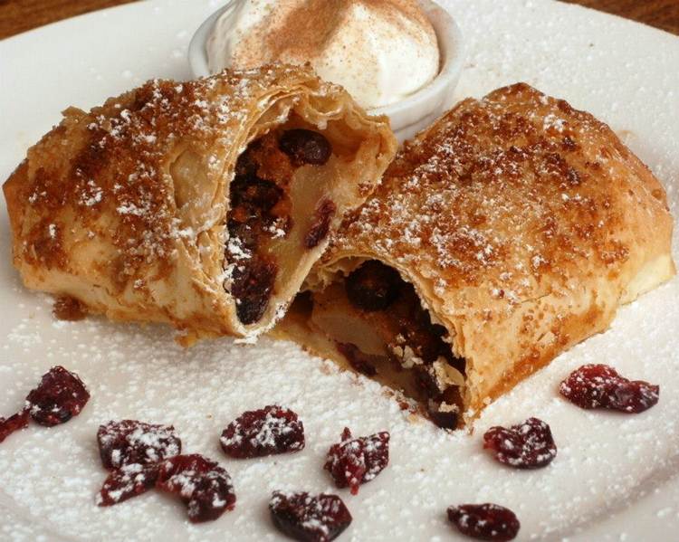 Tray of apple strudel R5.50 per item or R30 for 6