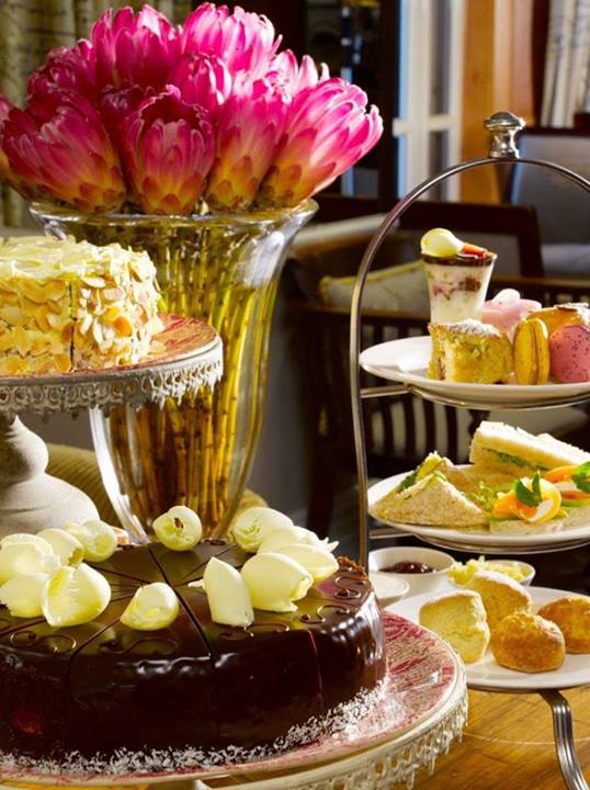 16598_284395725031605_1993265936_n