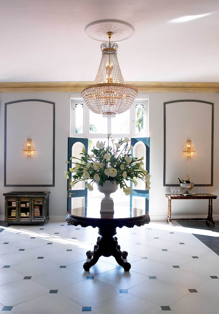 Entrance Manor House