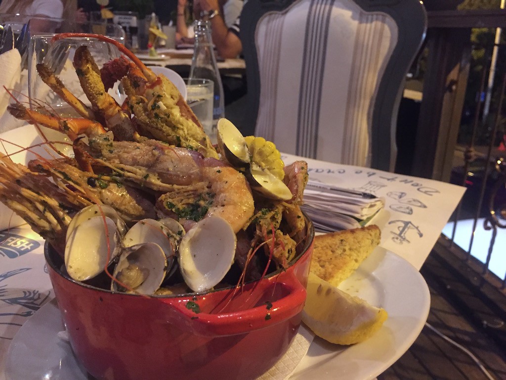 The Deckhouse Crab Shack and BBQ Review