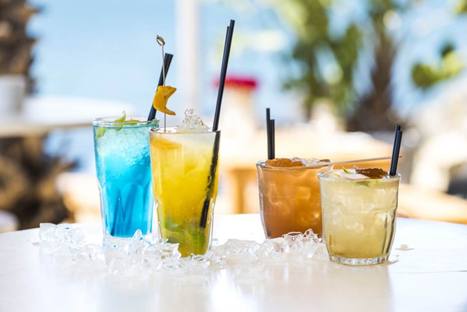 cocktails-grand-cafe-beach