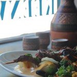 Papa a la Huancaina con anticucho (1)