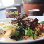 papa a la Huancaina con anticucho