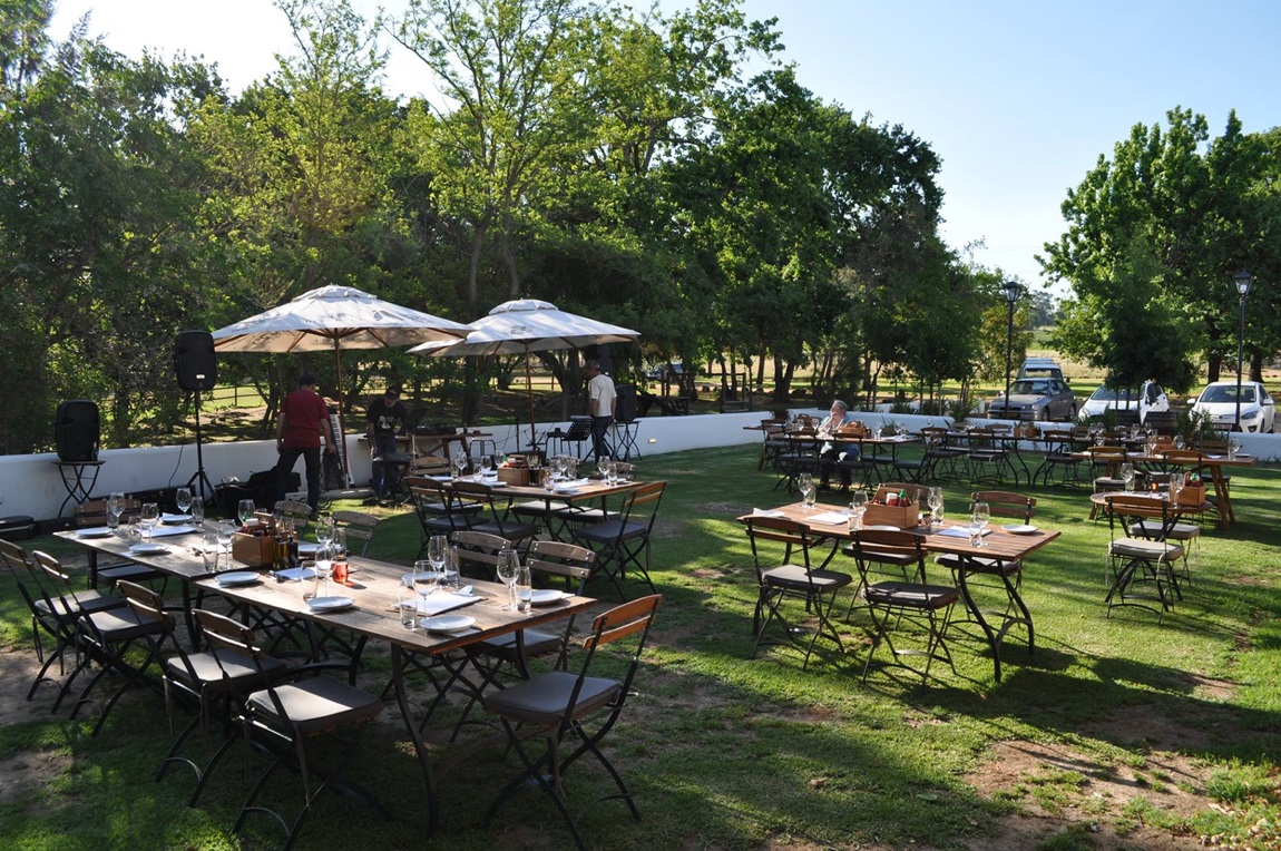 Spoil your Special Person at Bellevue Wine Estate this Valentine's day