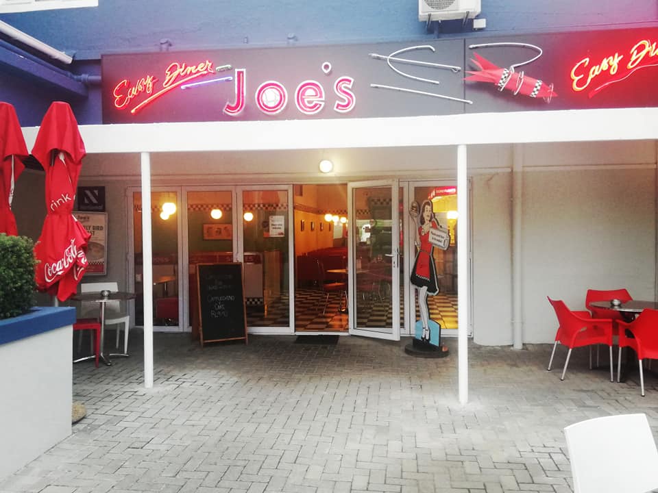 3 Course Christmas Lunch at Joe’s Easy Diner