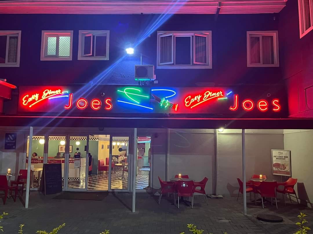 3 Course Christmas Lunch at Joe's Easy Diner