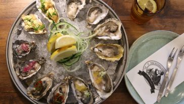 Knysna Oyster Company at the V&A Waterfront Review: Shuck, Tuck, Repeat.